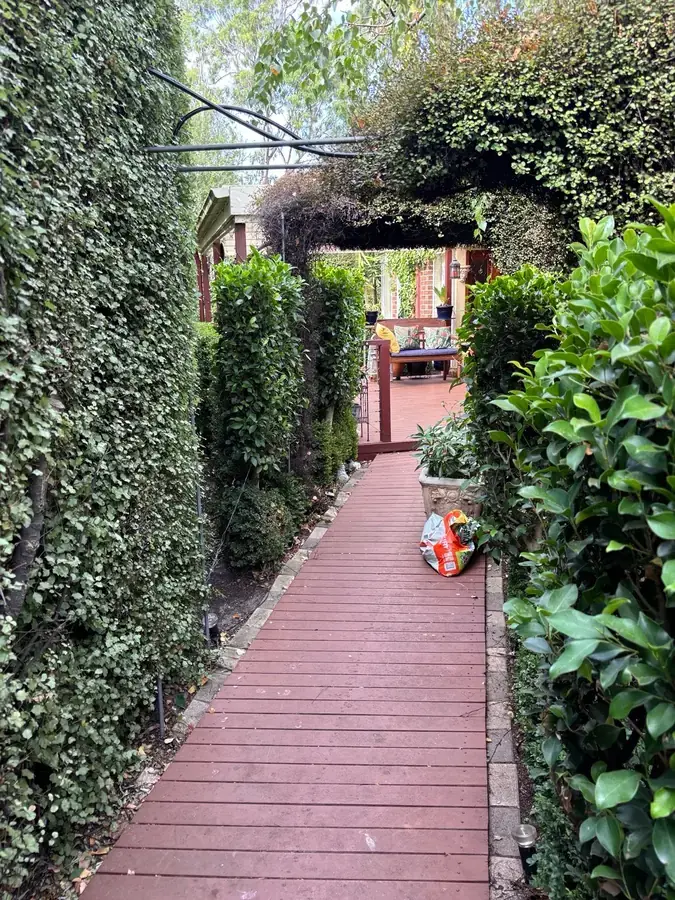Garden maintenance project completed by Blue Hills in Berwick VIC